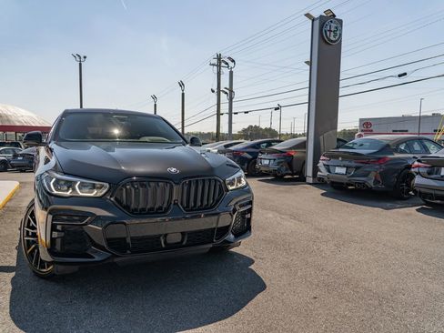 Used 2023 BMW X6 M50i w/ Executive Package image 11