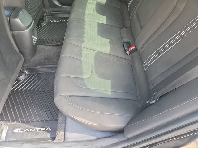Used 2024 Hyundai Elantra SEL w/ Convenience Package FWD image 31