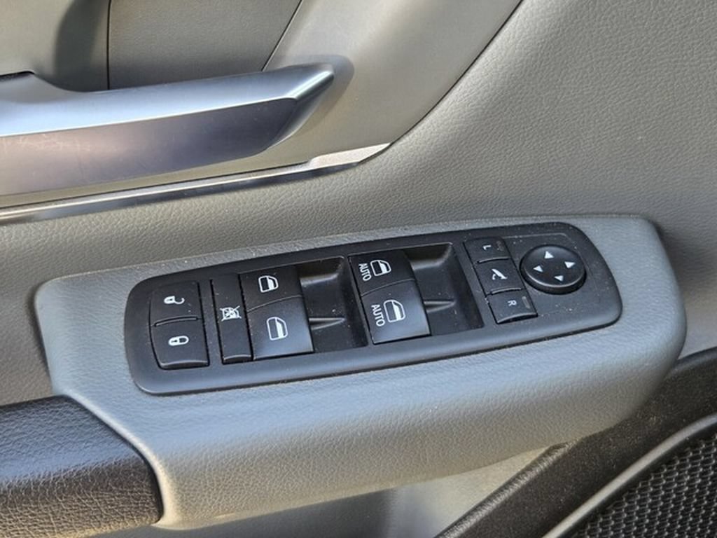 Used 2019 RAM 1500 Big Horn AWD/4WD image 30