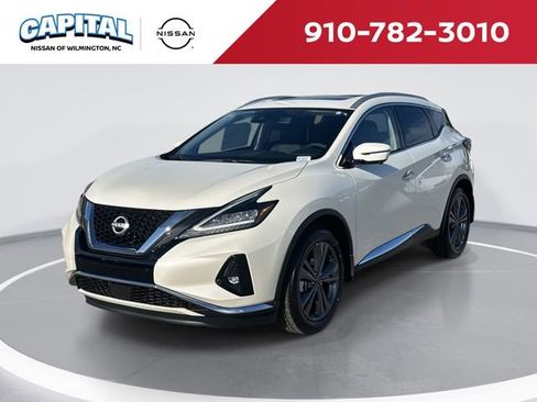 Used 2024 Nissan Murano Platinum w/ Cargo Package FWD image 1