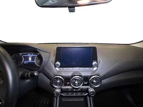 Used 2023 Nissan Sentra SV image 11