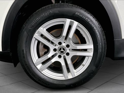 Used 2023 Mercedes-Benz GLB 250 4MATIC image 10