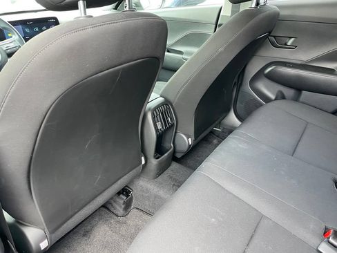 Used 2025 Hyundai Kona SEL AWD/4WD image 8