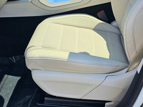 New 2026 Mercedes-Benz GLS 450 4MATIC image 18