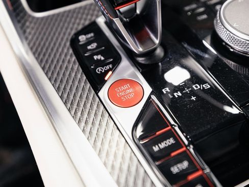 Used 2023 BMW X5 M image 15