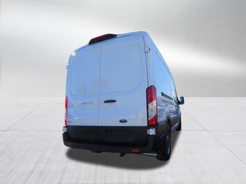 New 2025 Ford Transit 250 148 Medium Roof w/ Load Area Protection Package image 8