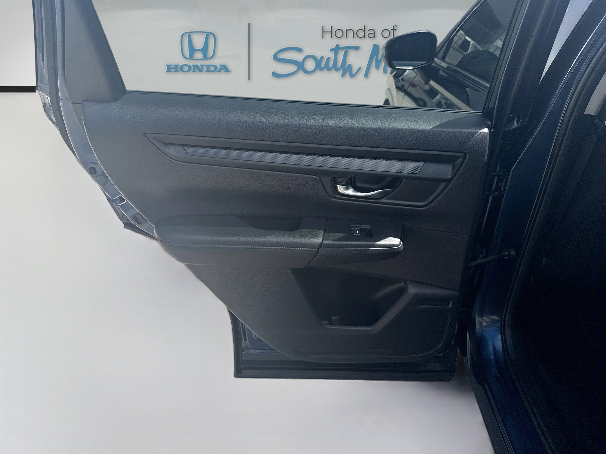 Certified 2025 Honda CR-V EX image 25