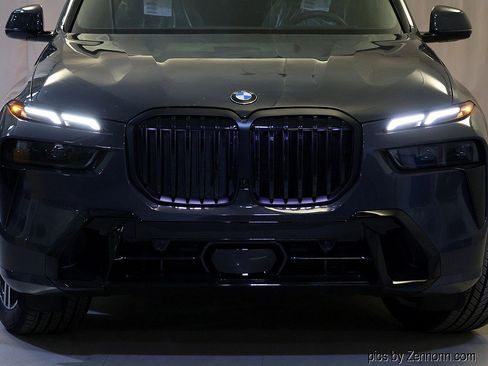 New 2026 BMW X7 xDrive40i w/ M Sport Package image 6