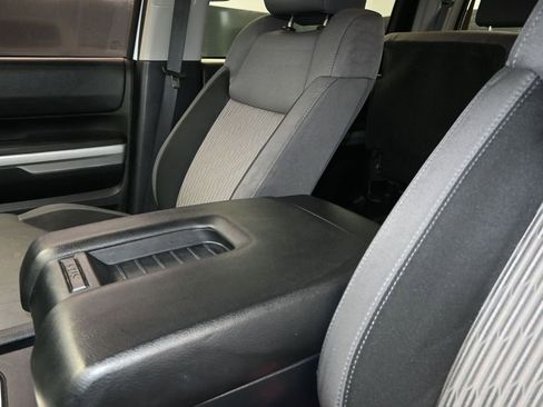 Used 2017 Toyota Tundra SR5 RWD image 14