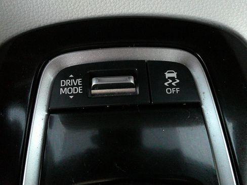 Used 2024 Toyota Corolla SE image 20