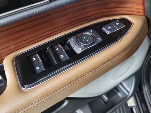 Used 2022 Lincoln Navigator L Reserve RWD image 18