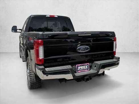 Used 2019 Ford F250 Lariat w/ Lariat Ultimate Package AWD/4WD image 6