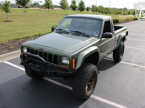 Used 1990 Jeep Comanche image 22