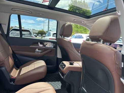 New 2026 Mercedes-Benz GLS 450 4MATIC image 34