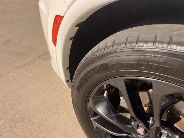 Used 2022 Dodge Durango R/T w/ Blacktop Package RWD image 23