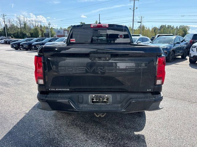 Used 2024 Chevrolet Colorado LT w/ LT Convenience Package AWD/4WD image 4