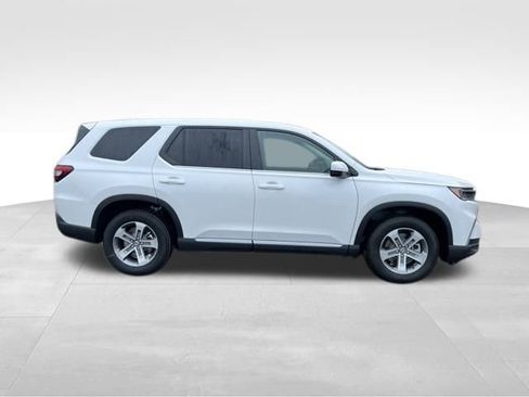 New 2025 Honda Pilot EX-L image 9