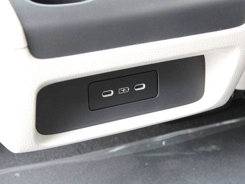 New 2026 Honda Odyssey Touring image 24