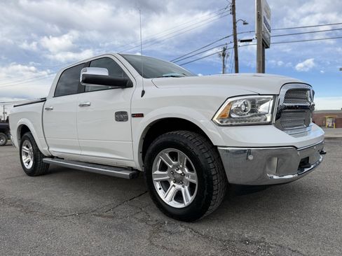 Used 2017 RAM 1500 Laramie Longhorn image 17