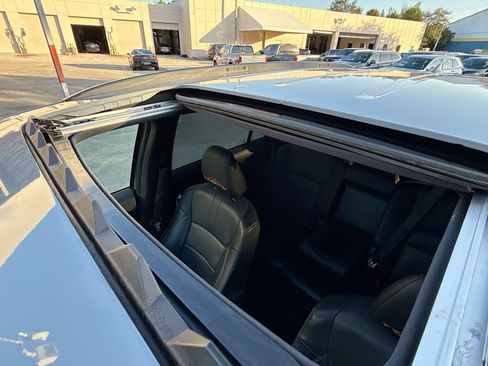 Used 2022 Honda Pilot TrailSport image 15