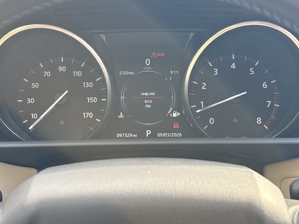 Used 2017 Land Rover Range Rover Sport SE AWD/4WD image 21