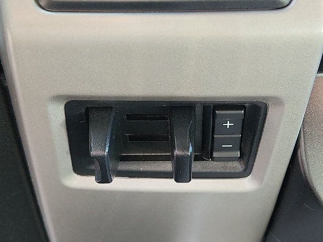 Used 2021 Ford F250 Lariat w/ Lariat Value Package AWD/4WD image 25