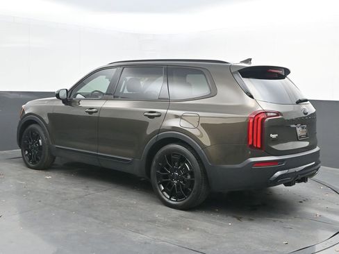 Used 2021 Kia Telluride SX w/ SX Prestige Package image 5