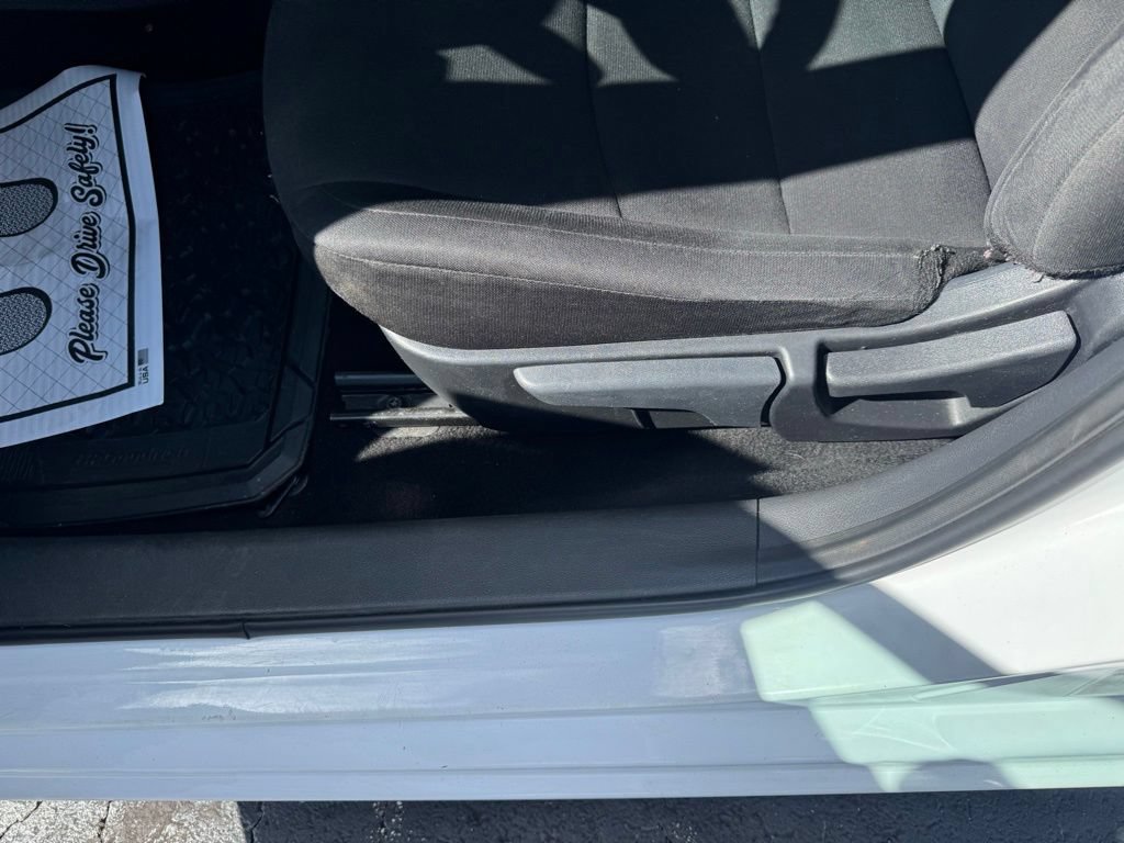 Used 2025 Nissan Sentra S FWD image 12