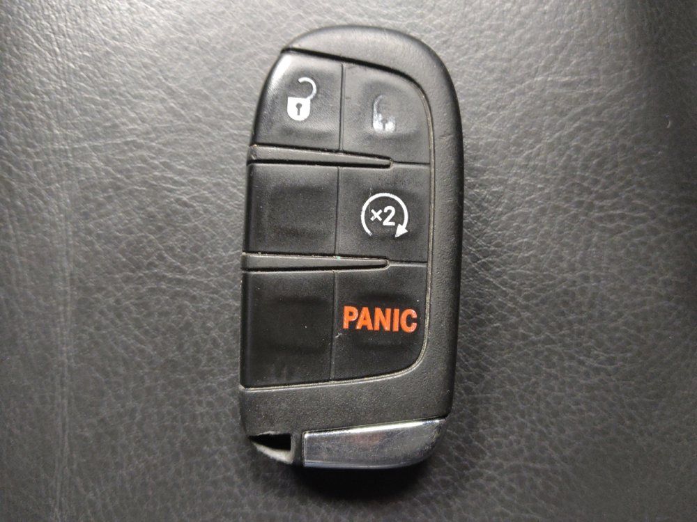 Used 2020 Jeep Renegade Limited AWD/4WD image 32