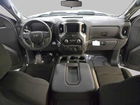 New 2026 Chevrolet Silverado 1500 Custom Trail Boss AWD/4WD image 9