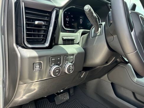 Used 2026 GMC Sierra 3500 Denali Ultimate AWD/4WD image 29