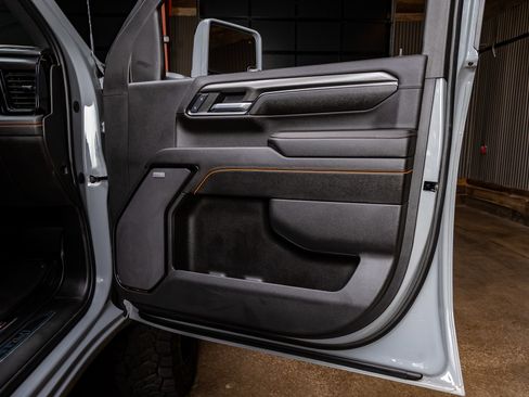 Used 2024 GMC Sierra 2500 AT4 w/ Max Trailering Package image 36