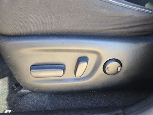 Used 2018 Toyota RAV4 Adventure image 17