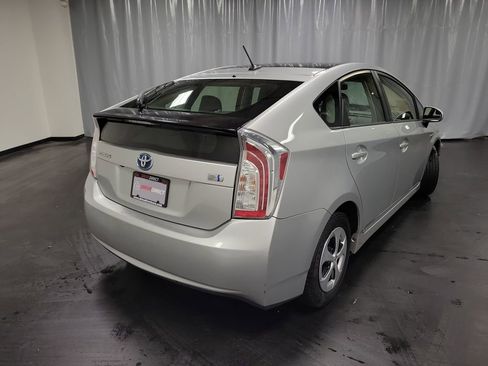 Used 2012 Toyota Prius Three image 8