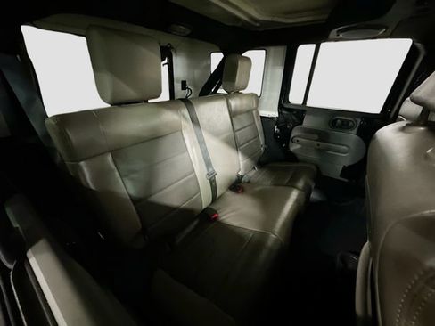 Used 2010 Jeep Wrangler Unlimited Rubicon w/ Dual Top Group image 25