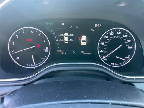 Certified 2022 Toyota Avalon Touring w/ Advanced Safety Package FWD image 17