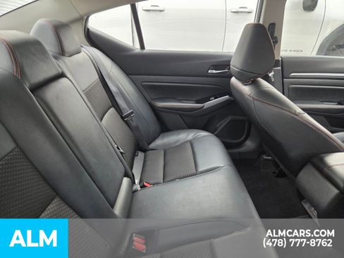 Used 2025 Nissan Altima 2.5 SR image 15