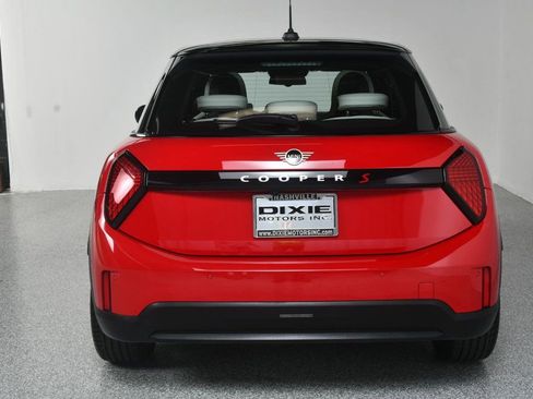 Used 2025 MINI Cooper S FWD image 15