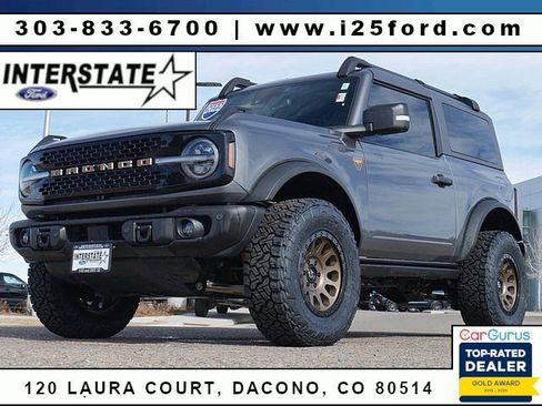 Used 2022 Ford Bronco Badlands image 1