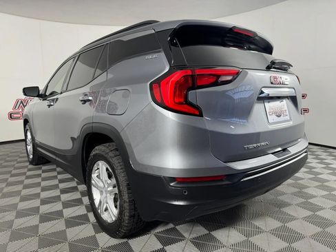 Used 2020 GMC Terrain SLE w/ Driver Convenience Package FWD image 26