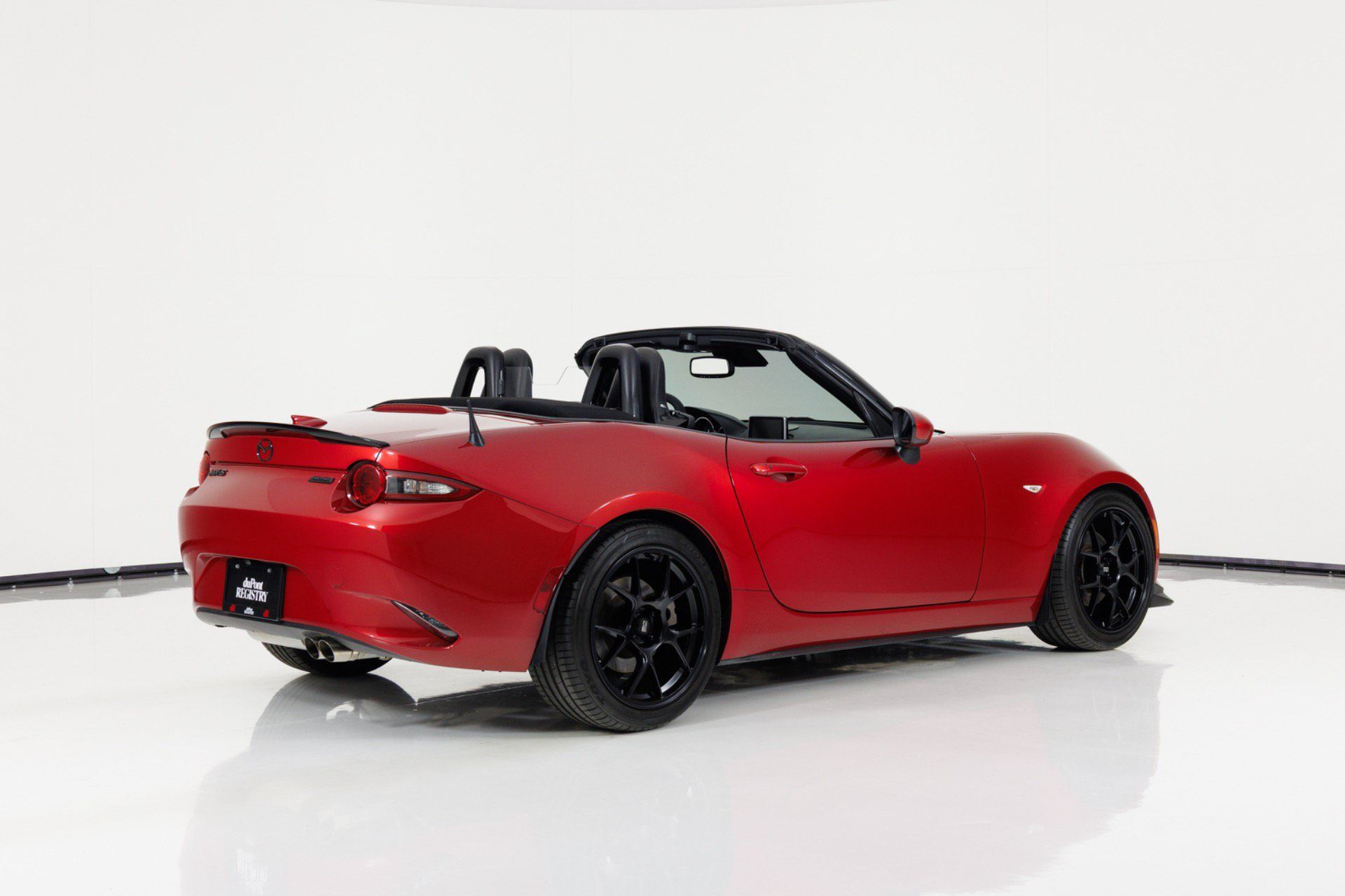 Used 2016 MAZDA MX-5 Miata Grand Touring RWD image 3