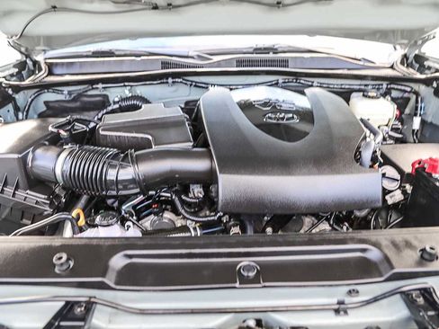 Used 2023 Toyota Tacoma TRD Off-Road image 26