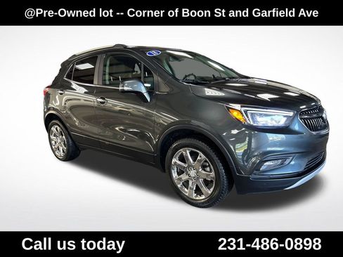 Used 2018 Buick Encore Essence w/ Experience Buick Package AWD/4WD image 7