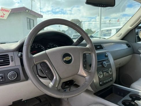 Used 2009 Chevrolet Suburban LT w/ Suspension Package, Off-Road image 12
