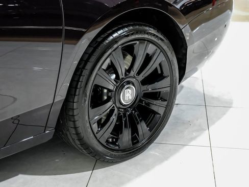 Used 2024 Rolls-Royce Ghost image 77