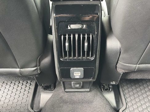 Used 2024 Jeep Compass Trailhawk AWD/4WD image 13