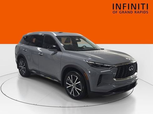 Used 2025 INFINITI QX60 Sensory AWD/4WD image 1