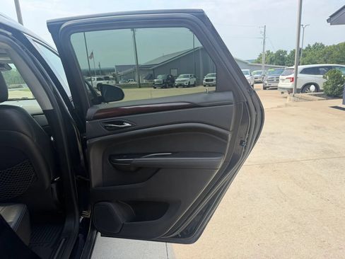 Used 2016 Cadillac SRX Premium FWD image 42