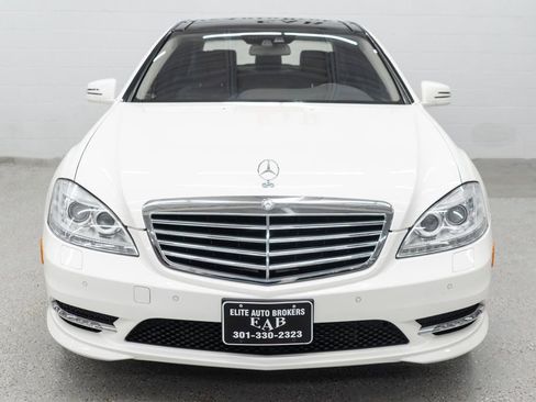 Used 2013 Mercedes-Benz S 550 4MATIC image 3