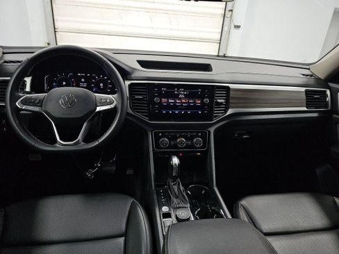 Used 2023 Volkswagen Atlas SEL AWD/4WD image 12